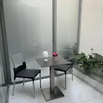 Apartament Black & Breakfast