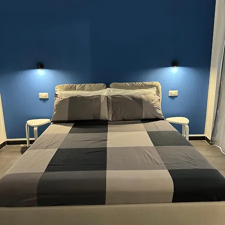 Black & Breakfast Apartment *