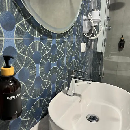 아파트 Black & Breakfast *