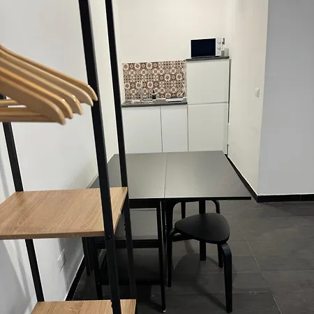 Black & Breakfast Apartmán Bari