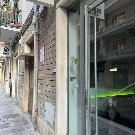 아파트 Black & Breakfast *