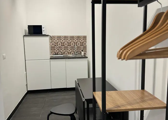 Black & Breakfast Bari